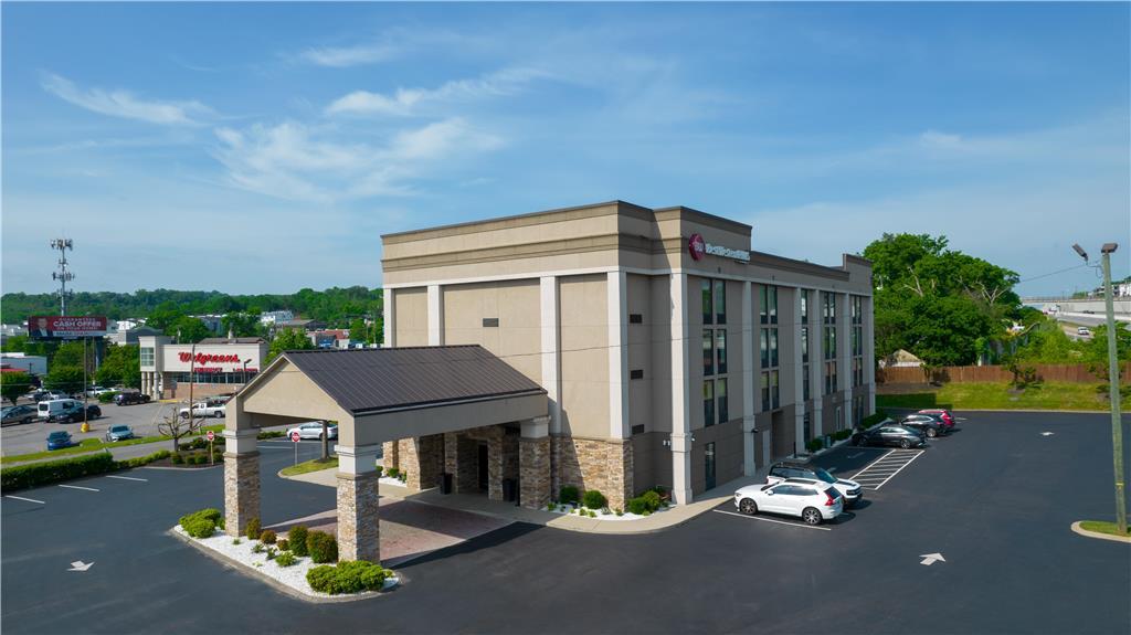 Western Belle Meade & 2*