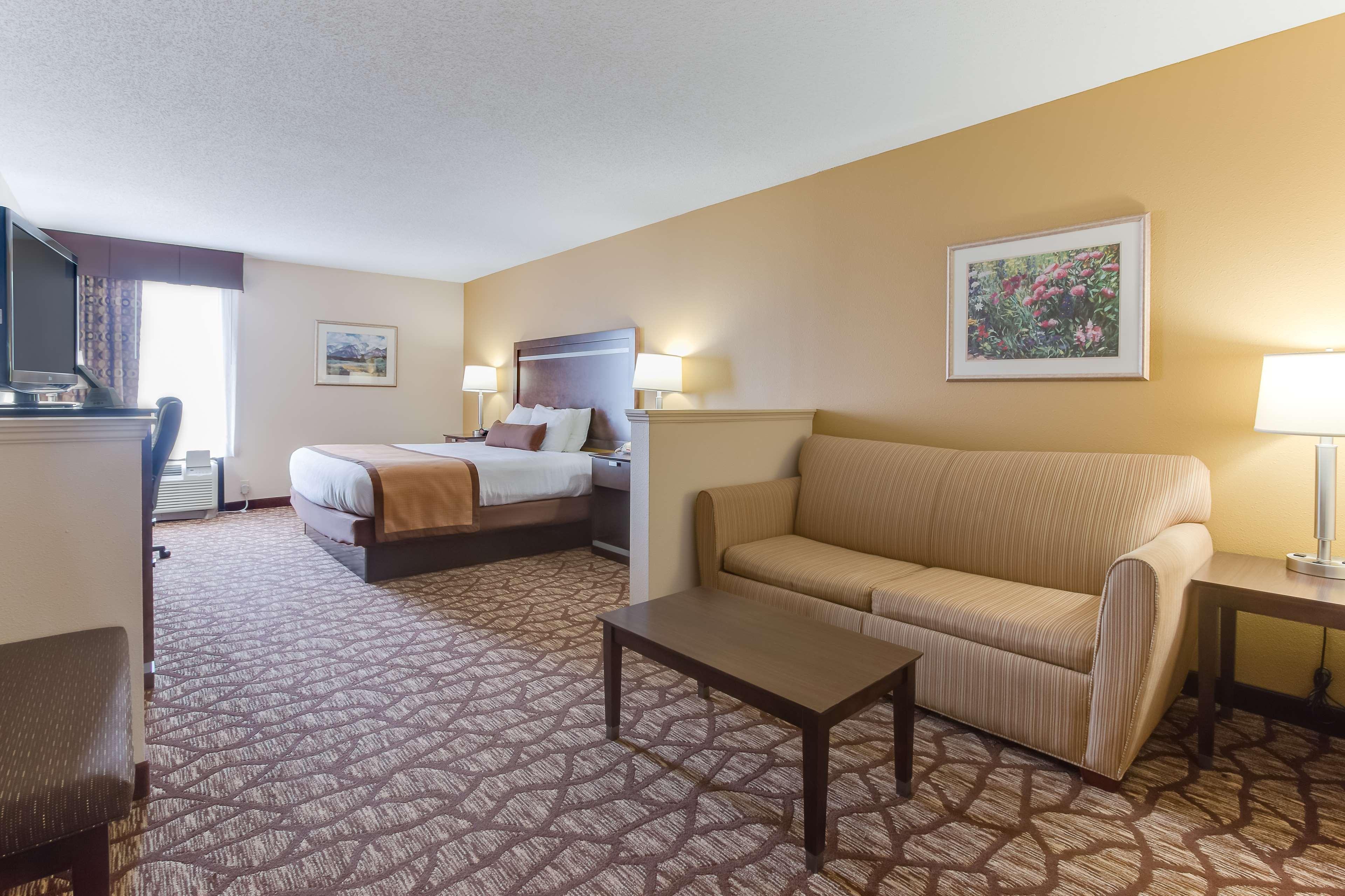Western Belle Meade & Nashville