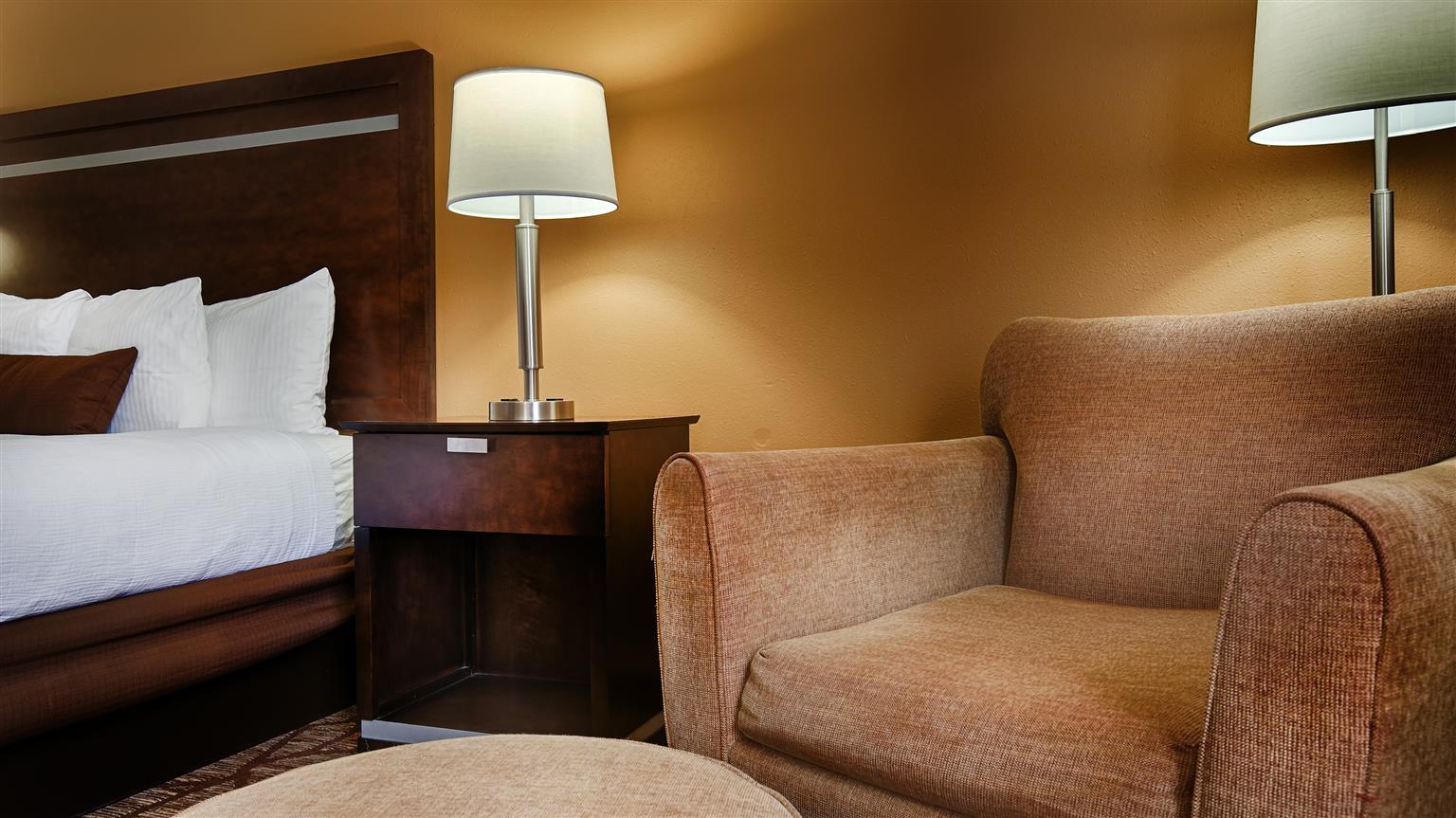 Western Belle Meade & 2* Nashville